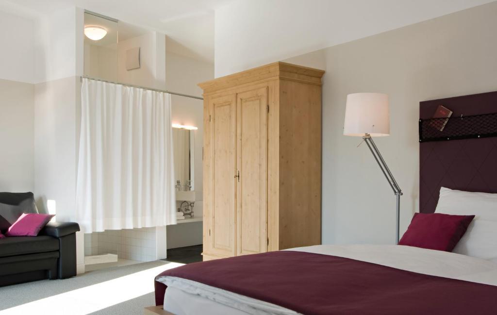 Hotel Zur Schonenburg Schonberg am Kamp Ngoại thất bức ảnh